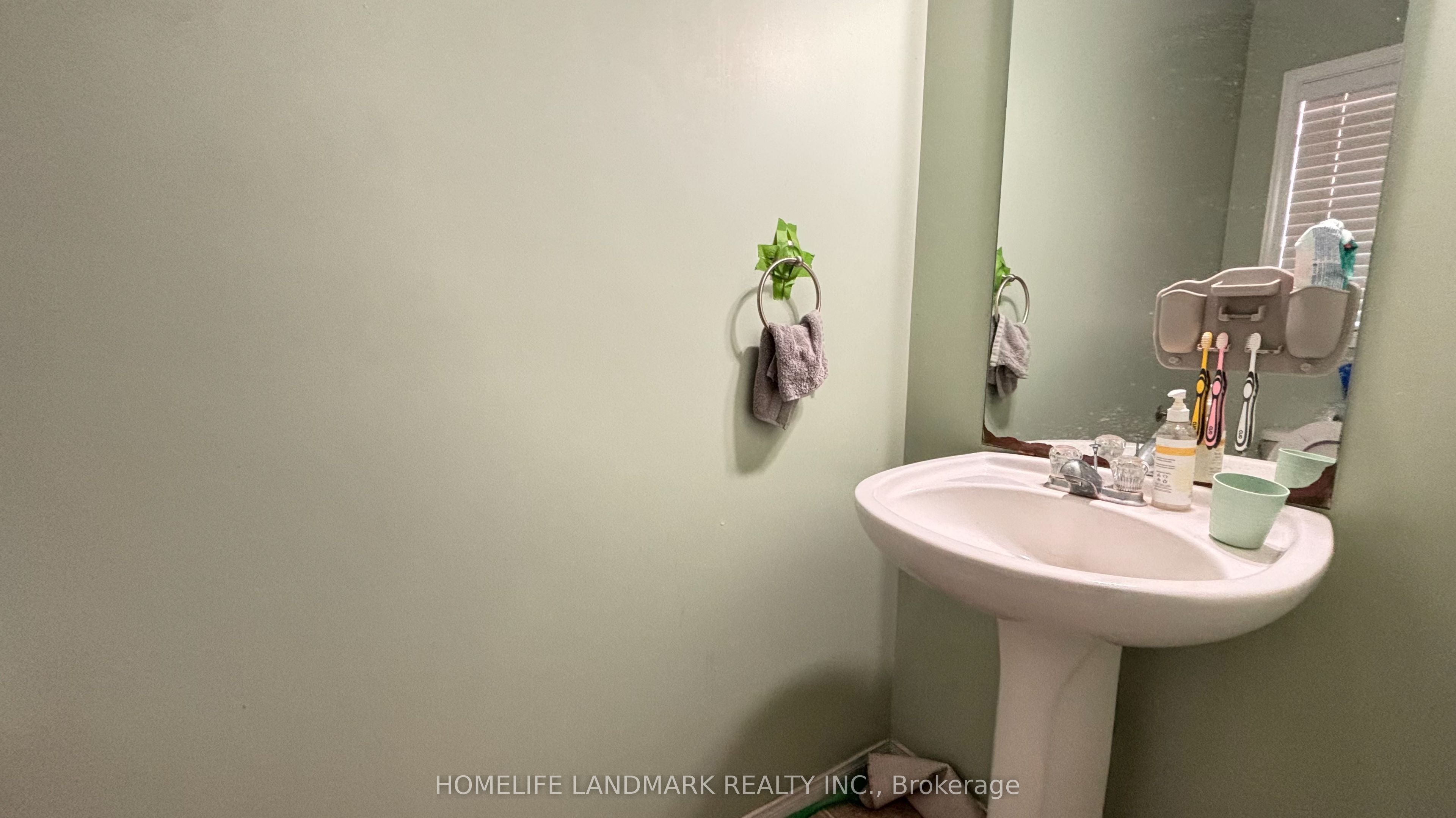 719 Paris Boulevard, Waterloo, ON, N2T 2X9 photo 4