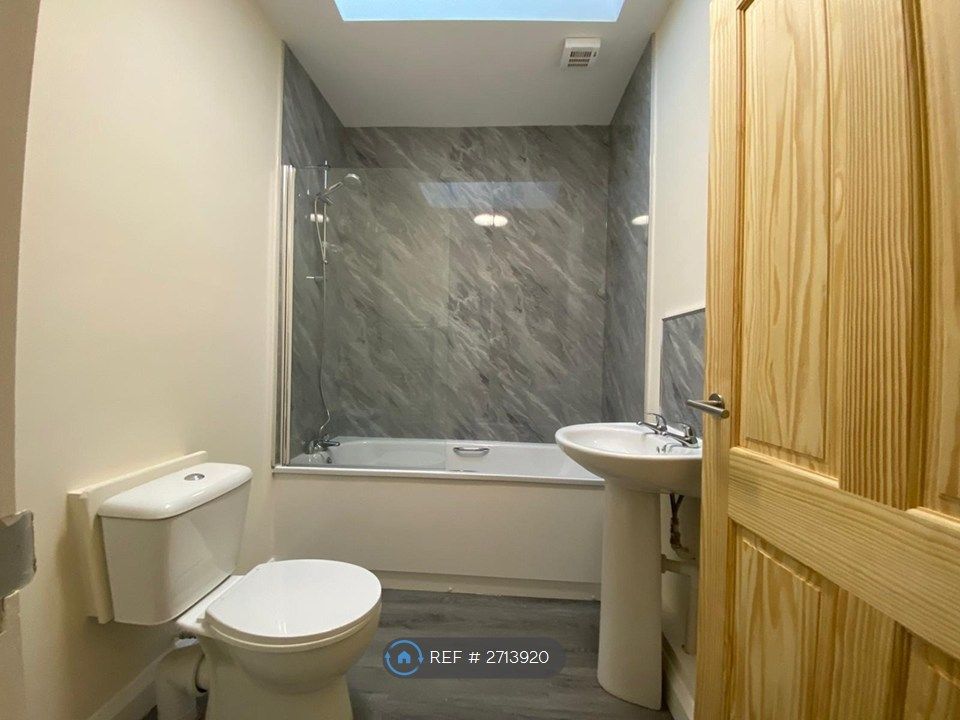 Additional image 3 of 2 bed terraced house to rentChester Street, Mold CH7
