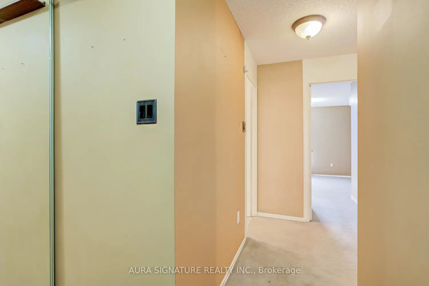 Additional image 3 of 3077 Weston Road 401