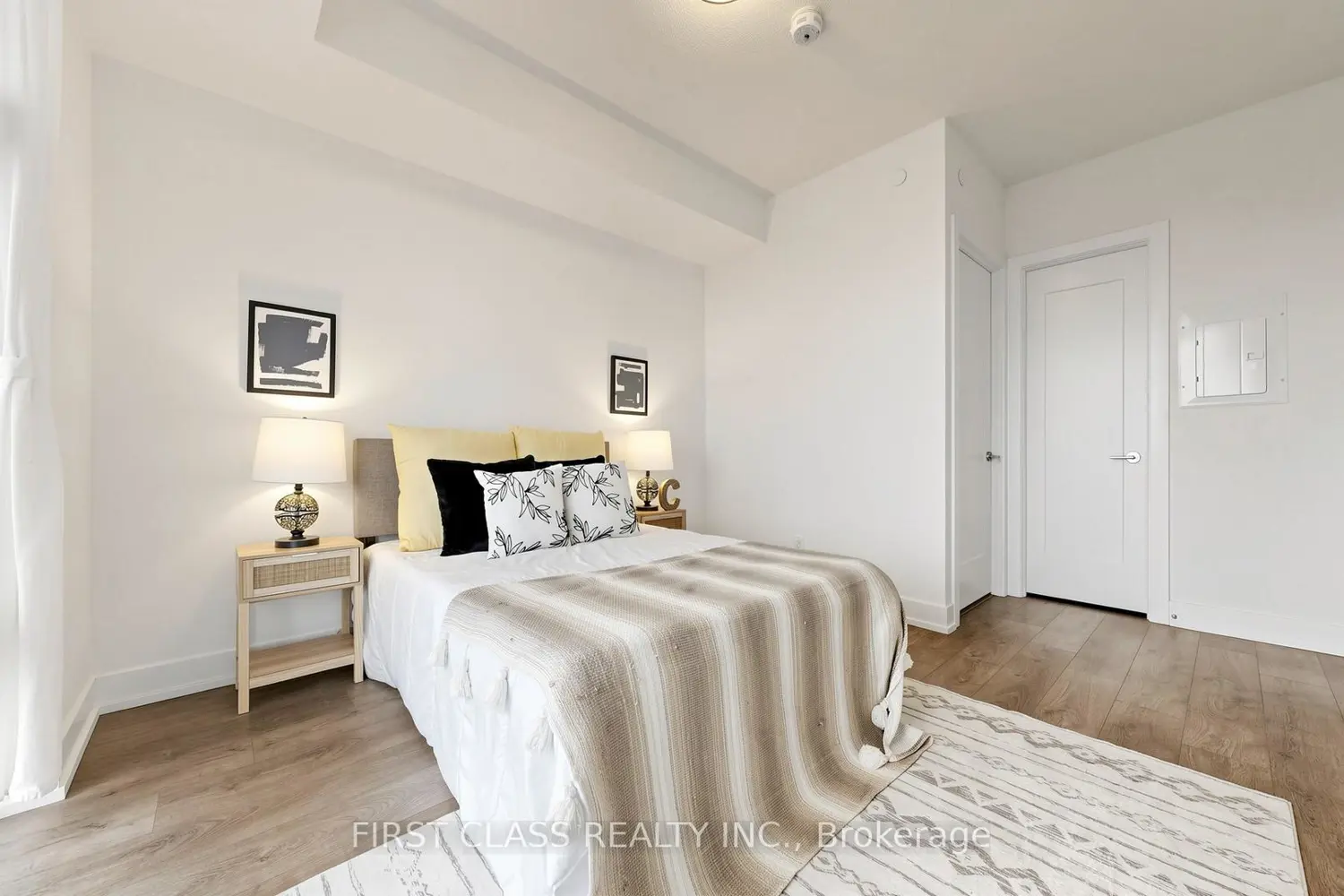 Additional image 6 of 25 Adra Grado Way 710