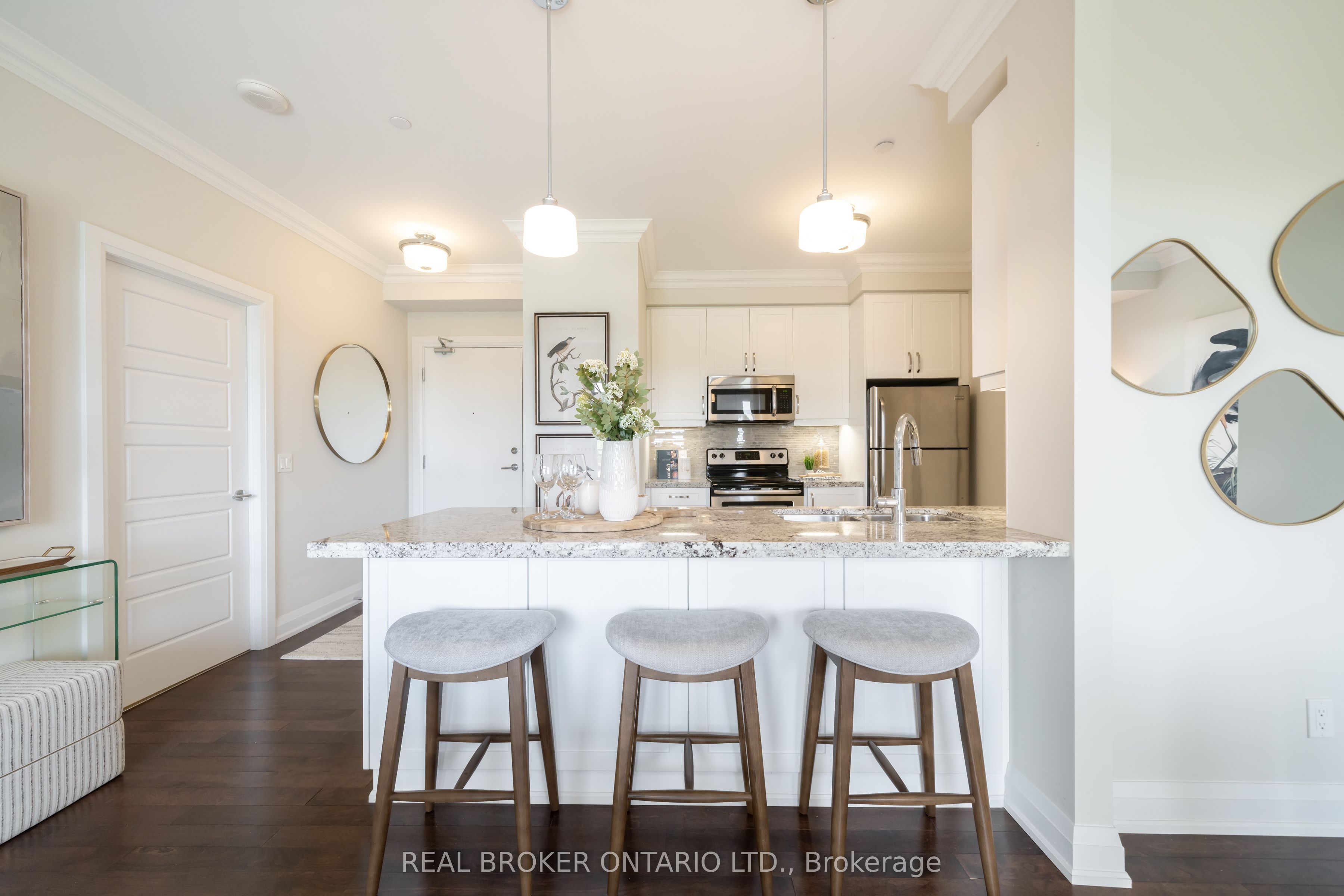 Additional image 5 of 205-7 Bond Crescent, Richmond Hill, ON, L4E 1E6