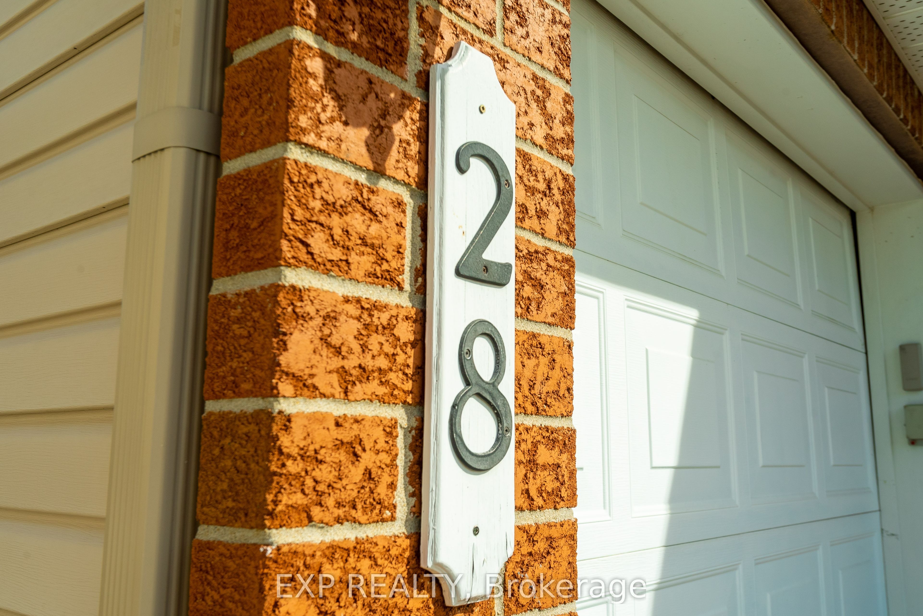 Additional image 6 of 28 Chartwell Avenue, Ottawa, ON, K2G 6L6