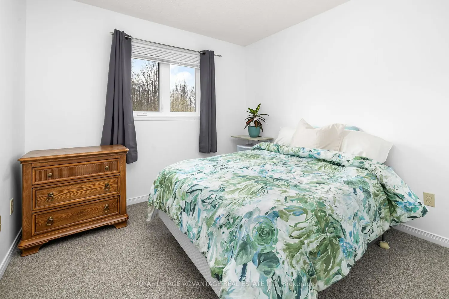 Additional image 12 of 24 Garden Avenue