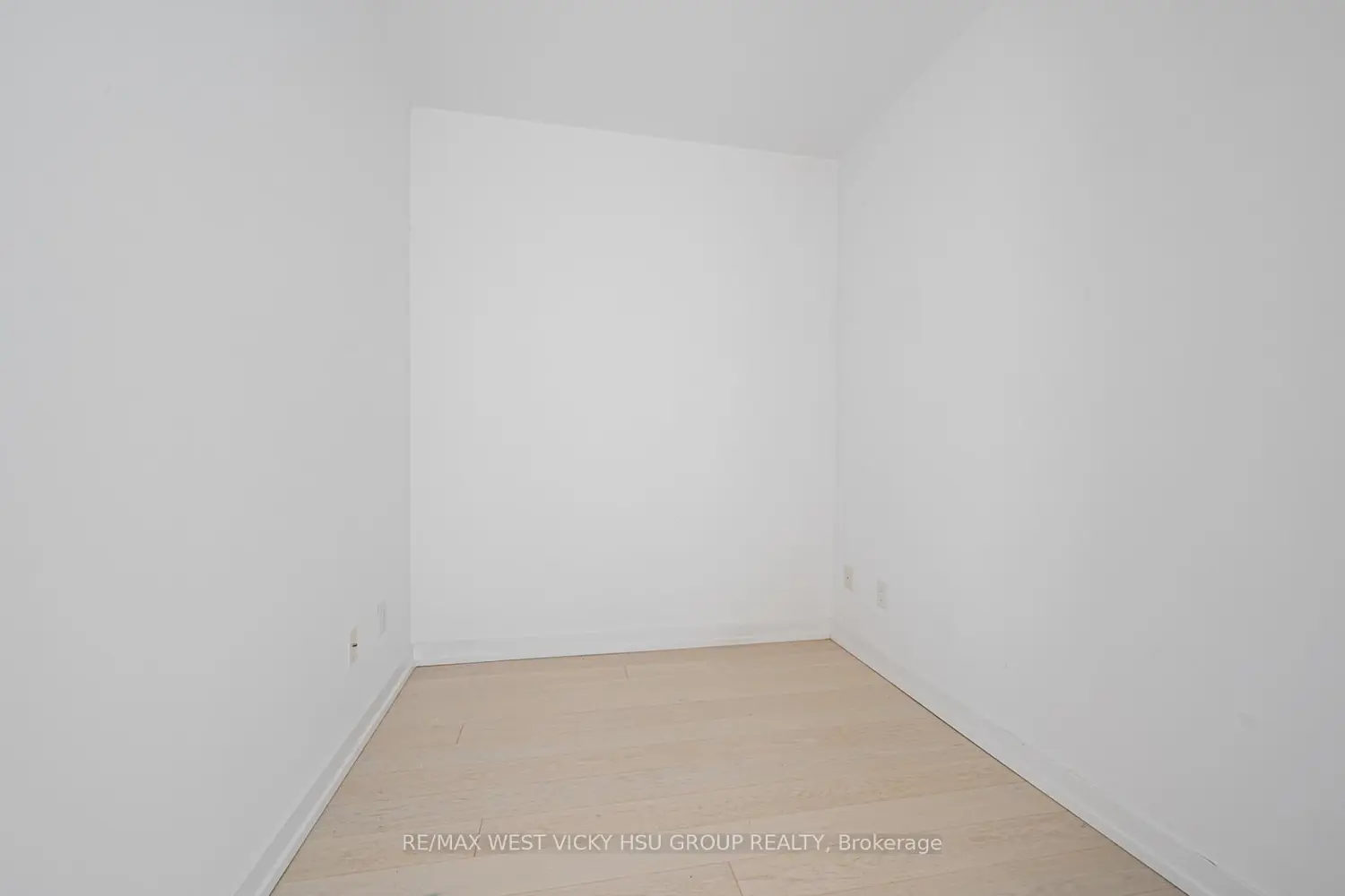 Additional image 15 of 488 University Avenue 5302