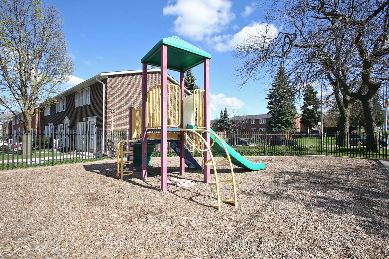 Additional image 19 of 70 Cass Avenue 199