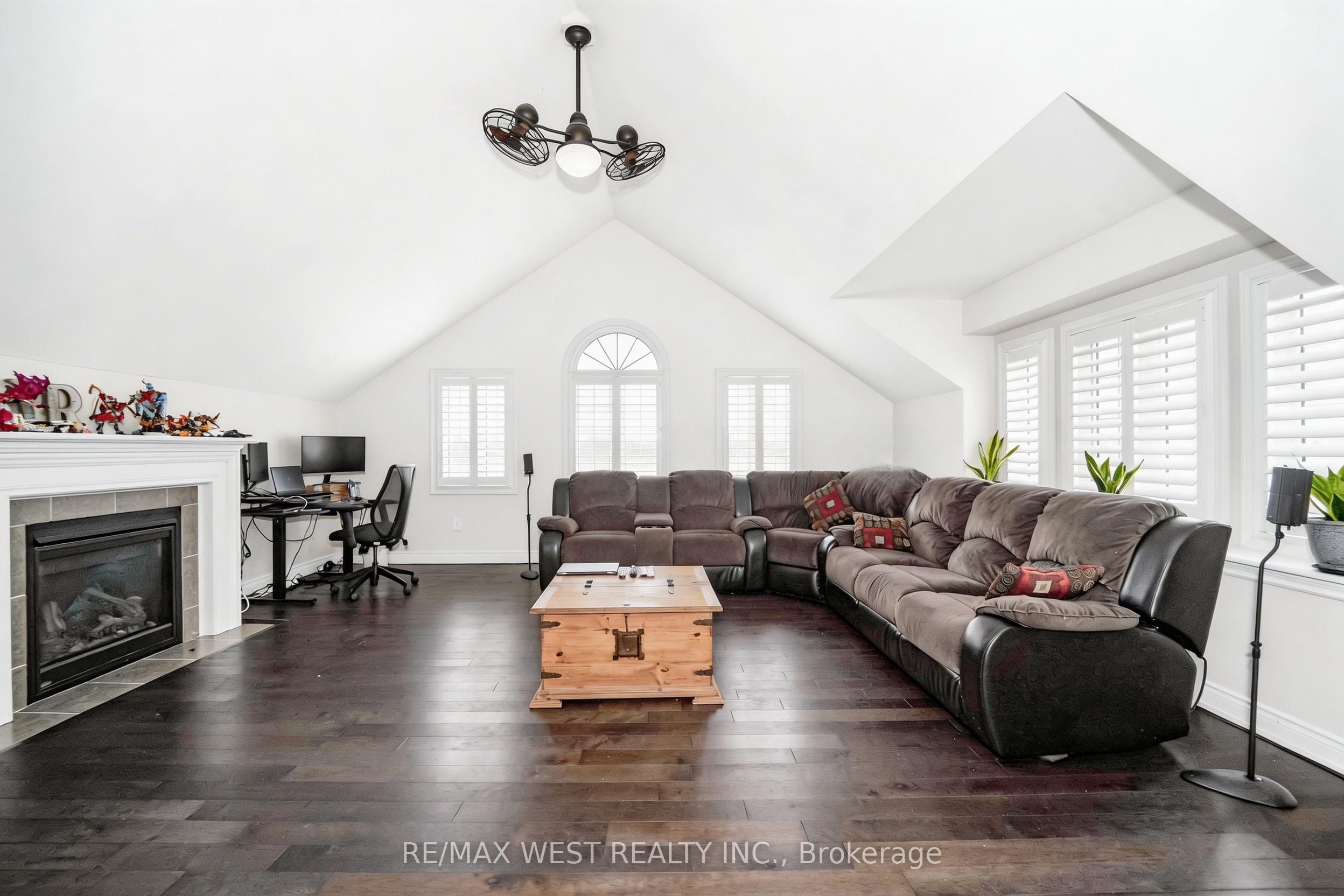 Additional image 6 of 63 Sharplin Drive, Ajax, ON, L1Z 0P4