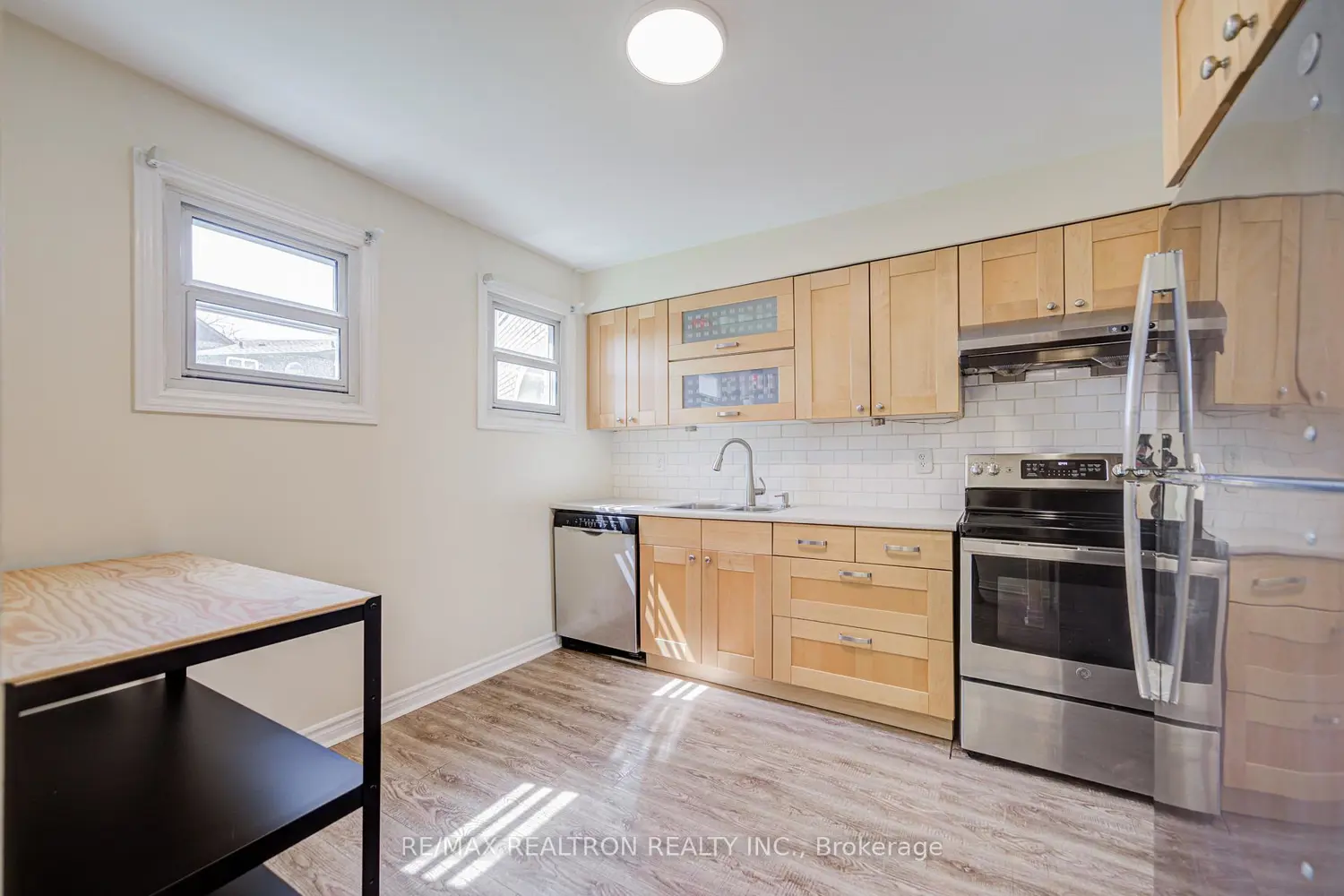 Additional image 4 of 1180 Mississauga Valley Boulevard 14