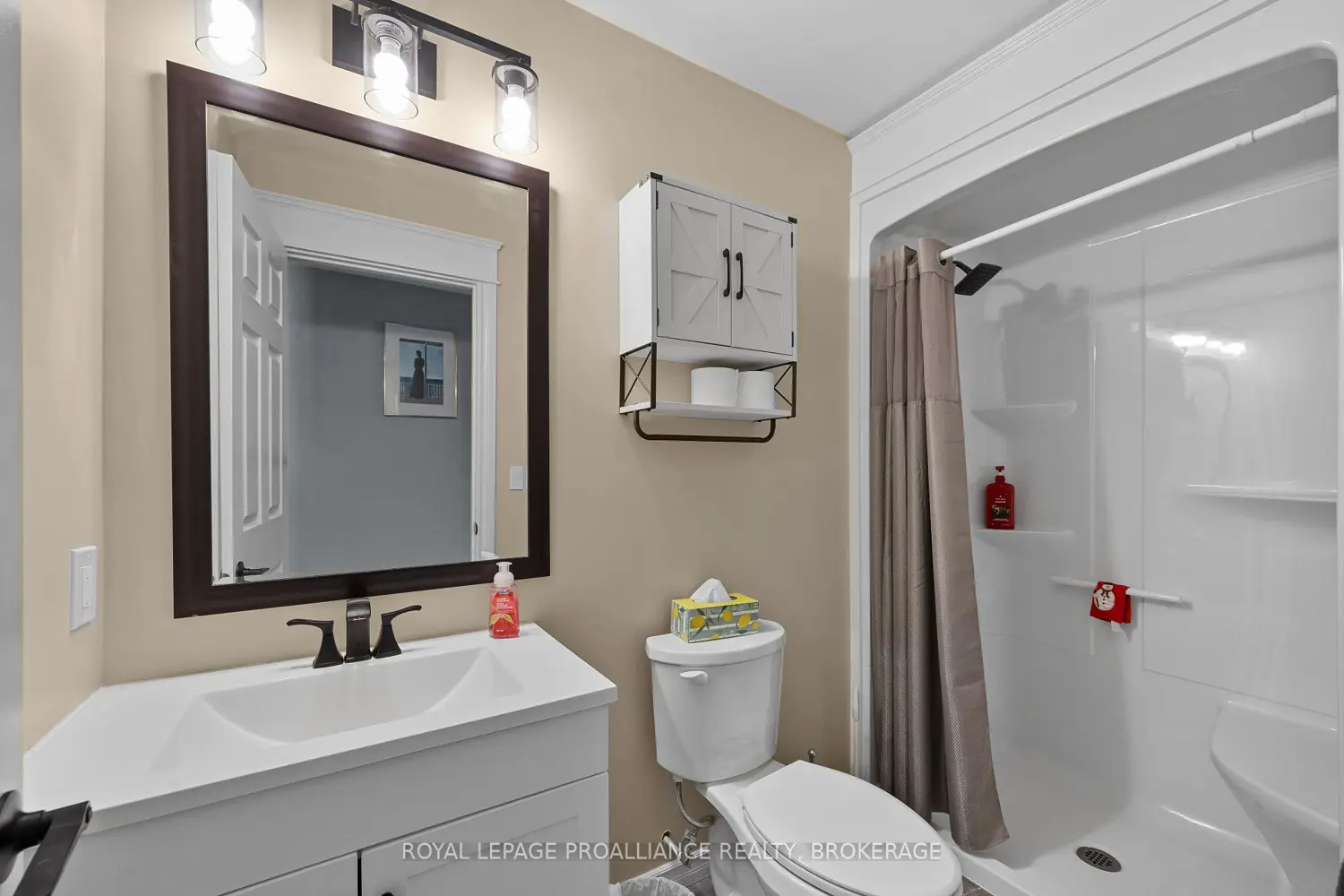 Additional image 17 of 103 Hineman Street