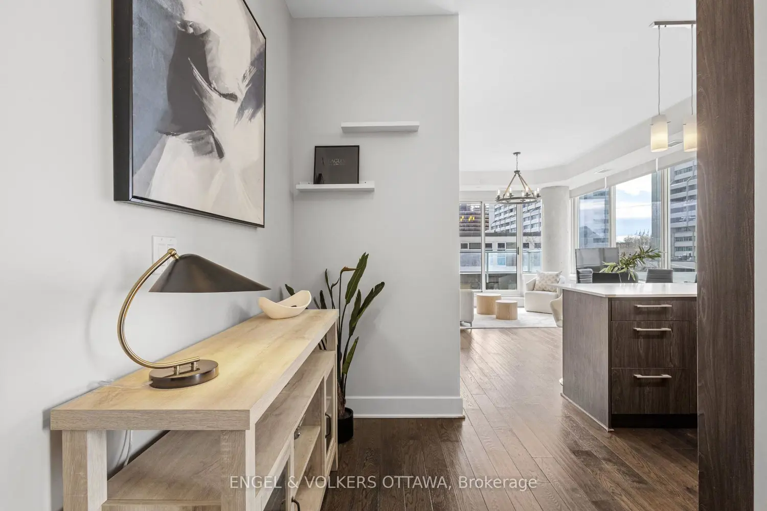 255 Bay Street 302