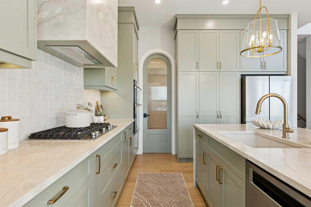 Additional image 6 of 335 Heartwood Gardens SE, Calgary, AB, T3S 0R4