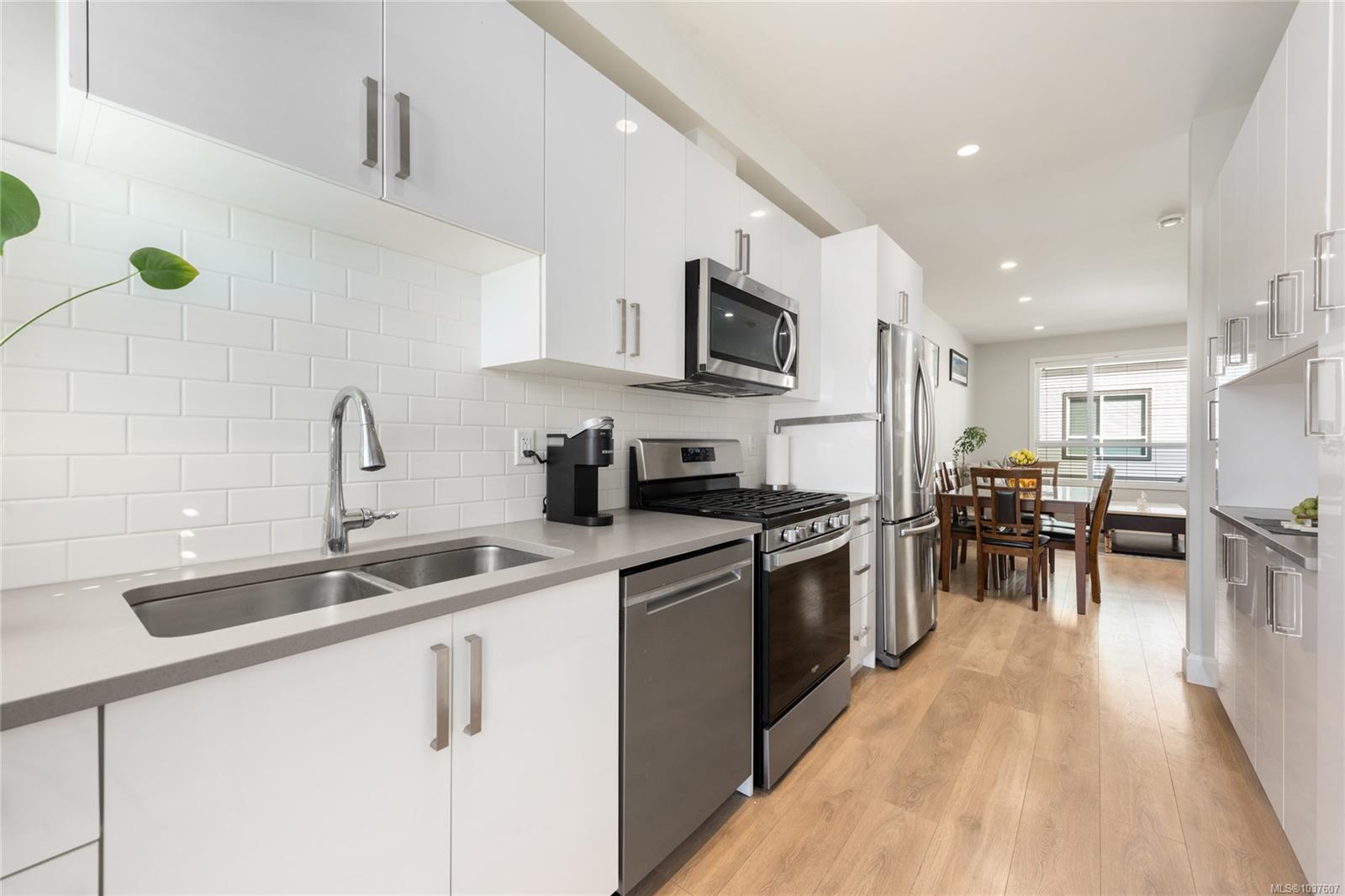 Additional image 5 of 405-3351 Luxton Road, Langford, BC, V9C 0P2