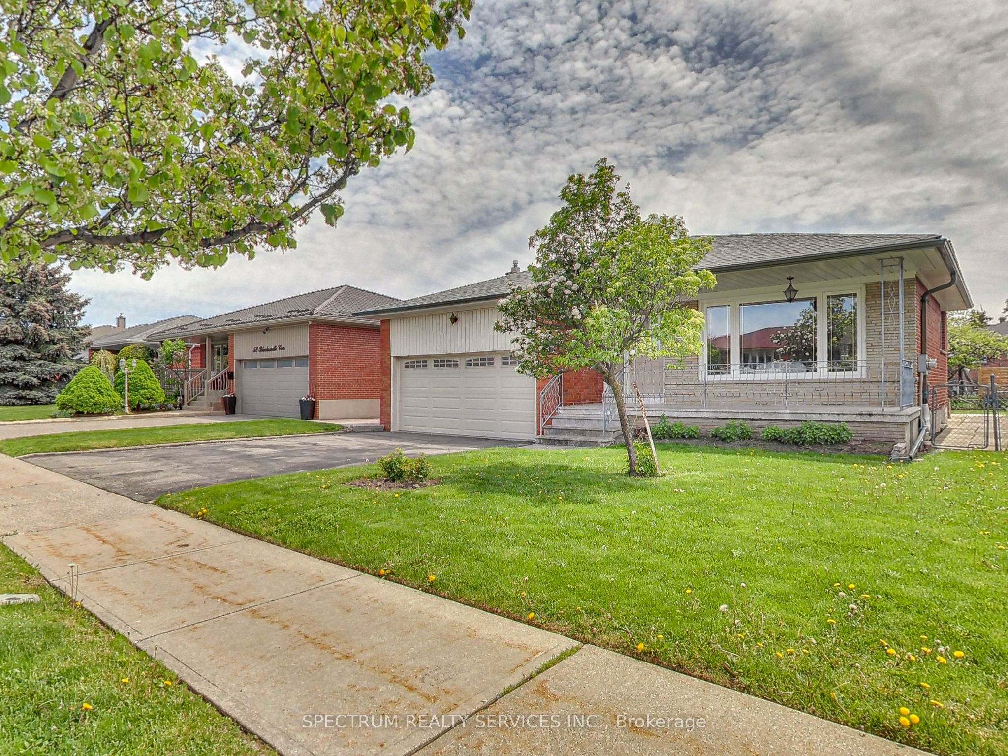 Additional image 2 of 56 Blacksmith Crescent, Toronto, ON, M3N 1V4