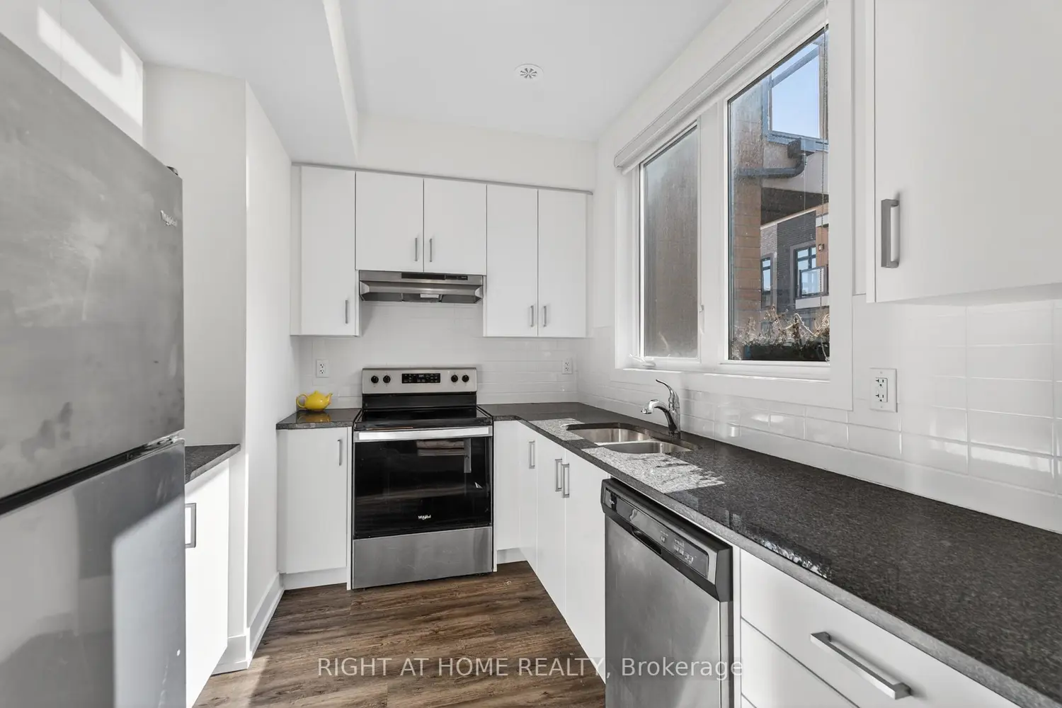 Additional image 9 of 12860 Yonge Street 1