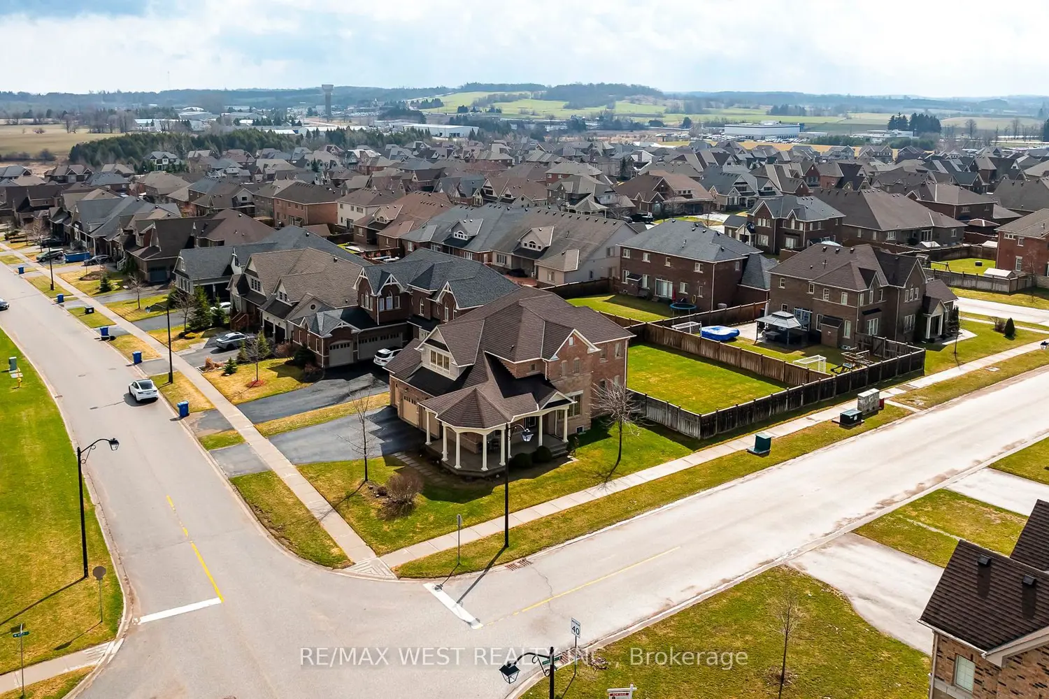 Additional image 15 of 10 Stonegate Avenue