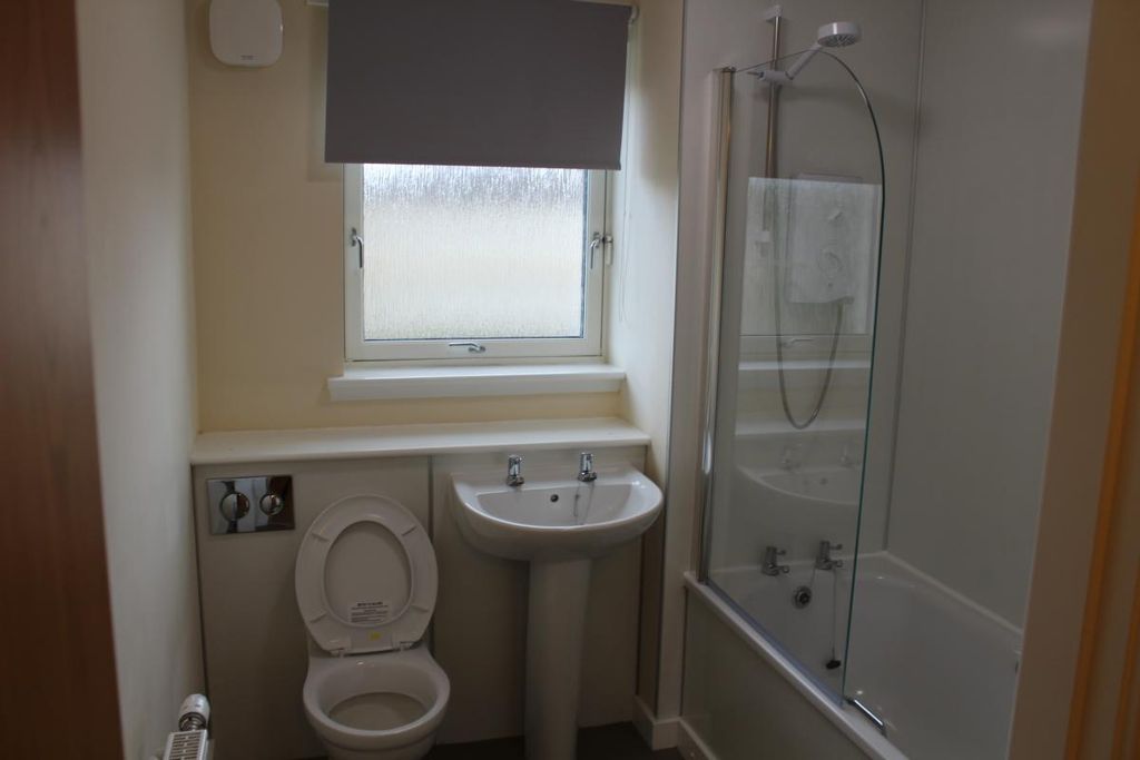 Additional image 5 of 2 bed flat to rentFalkirk Road, Bonnybridge FK4