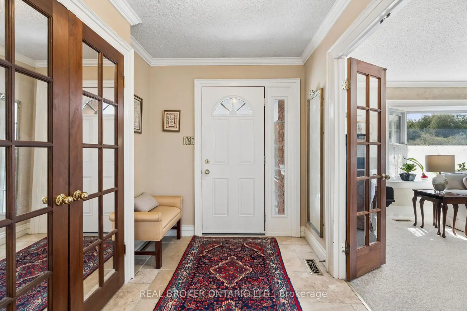 119 Evert Street photo 5