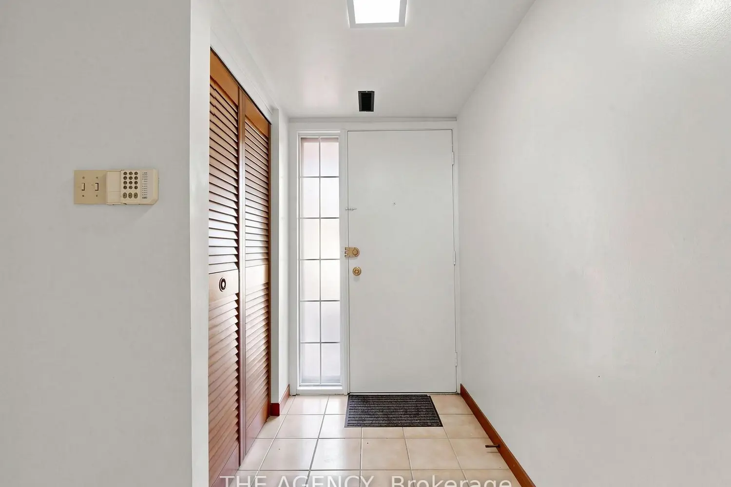 Additional image 8 of 1559 Albion Road #33