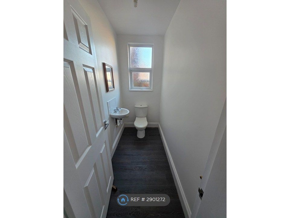 Additional image 13 of 3 bed semi-detached house to rentBeaconsfield Road, Deeside CH5