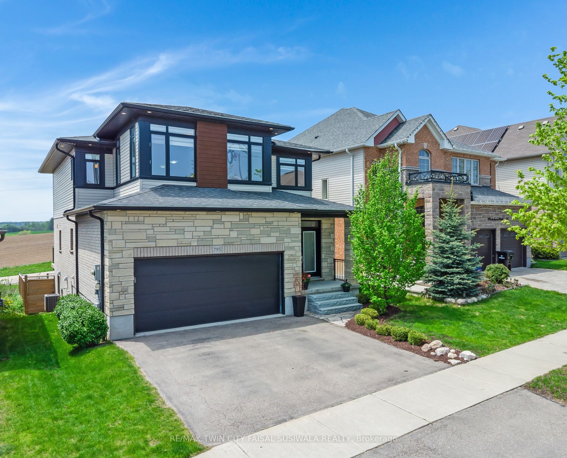 795 Autumn Willow Drive, Waterloo, ON, N2V 0C3 photo 2