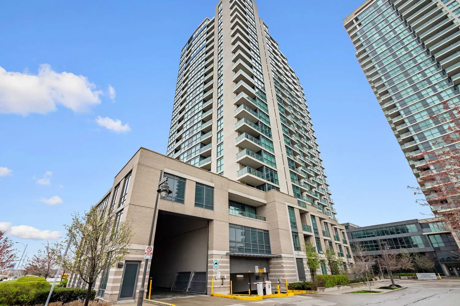 Additional image 7 of 205 Sherway Gardens Road 206