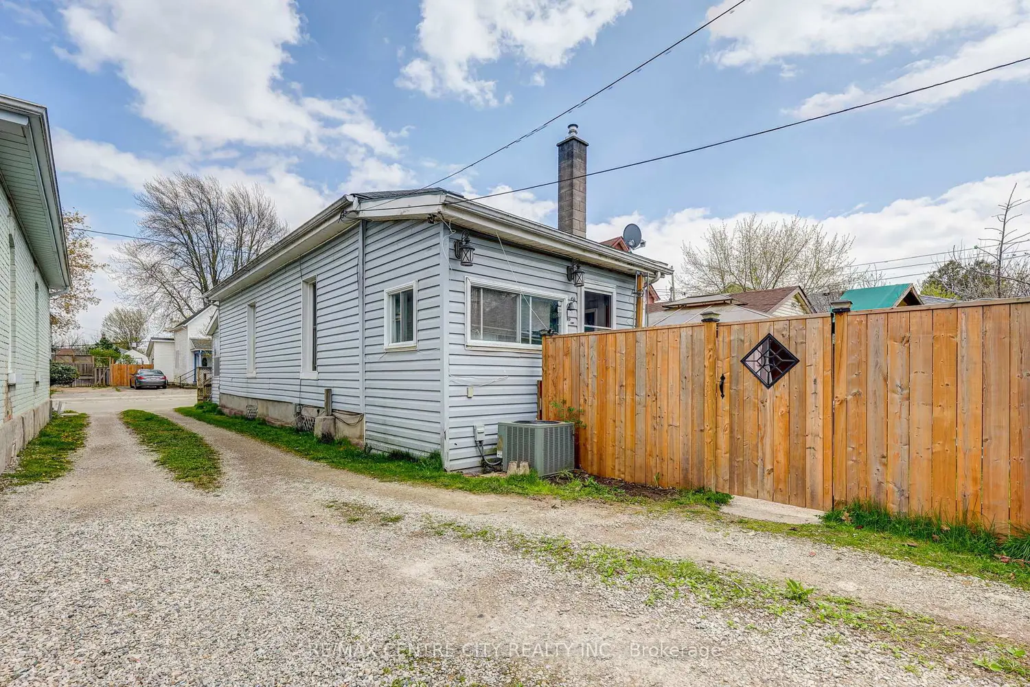 88 Flora Street photo 5