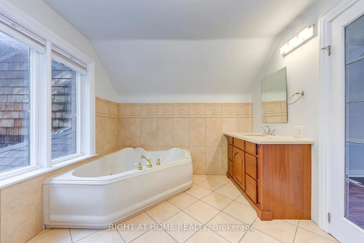 Additional image 8 of 435 Maple Avenue