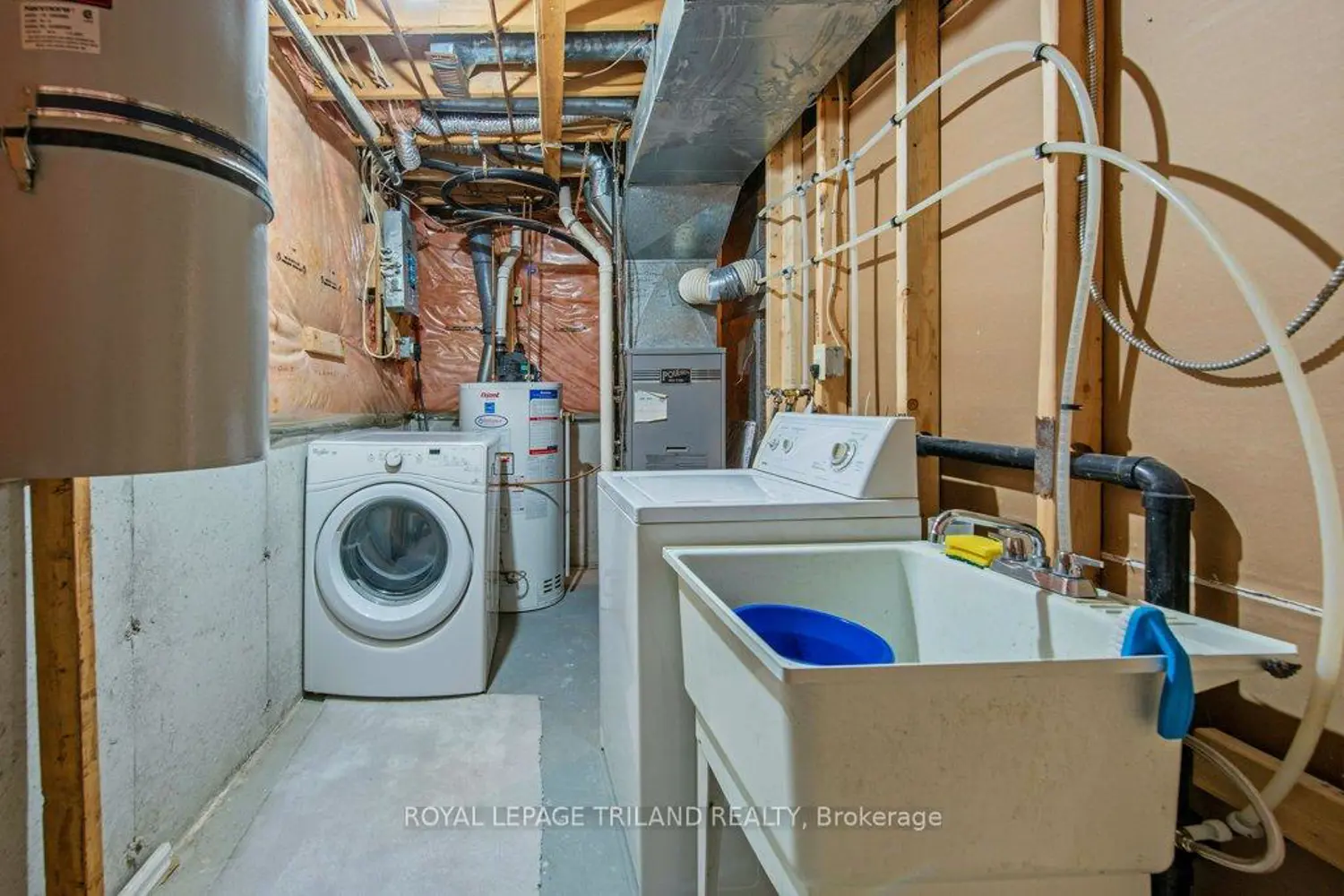 Additional image 19 of 1570 Richmond Street 48