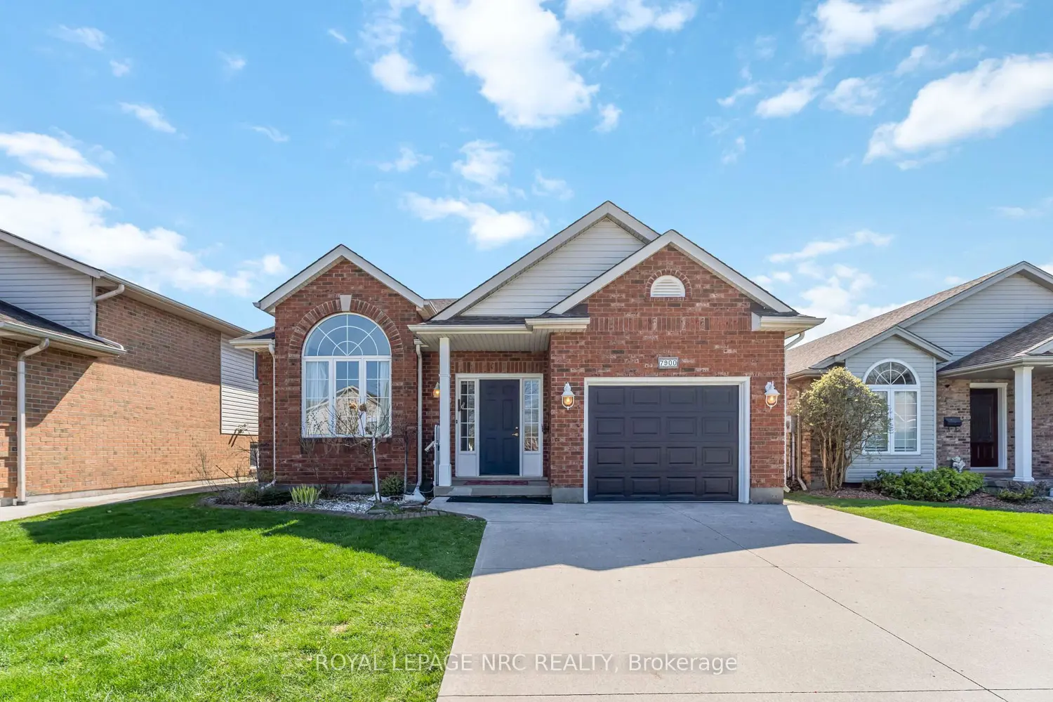 7900 Ascot Circle