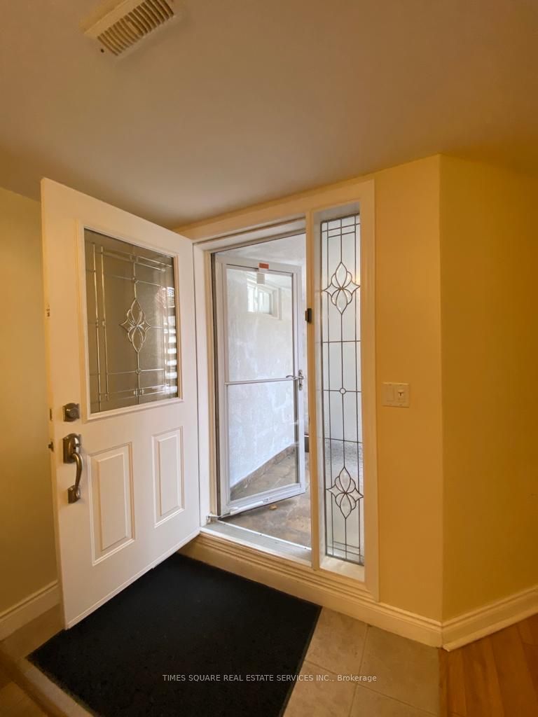 Additional image 4 of 3197 Oakview Road, Mississauga, ON, L5N 7N9