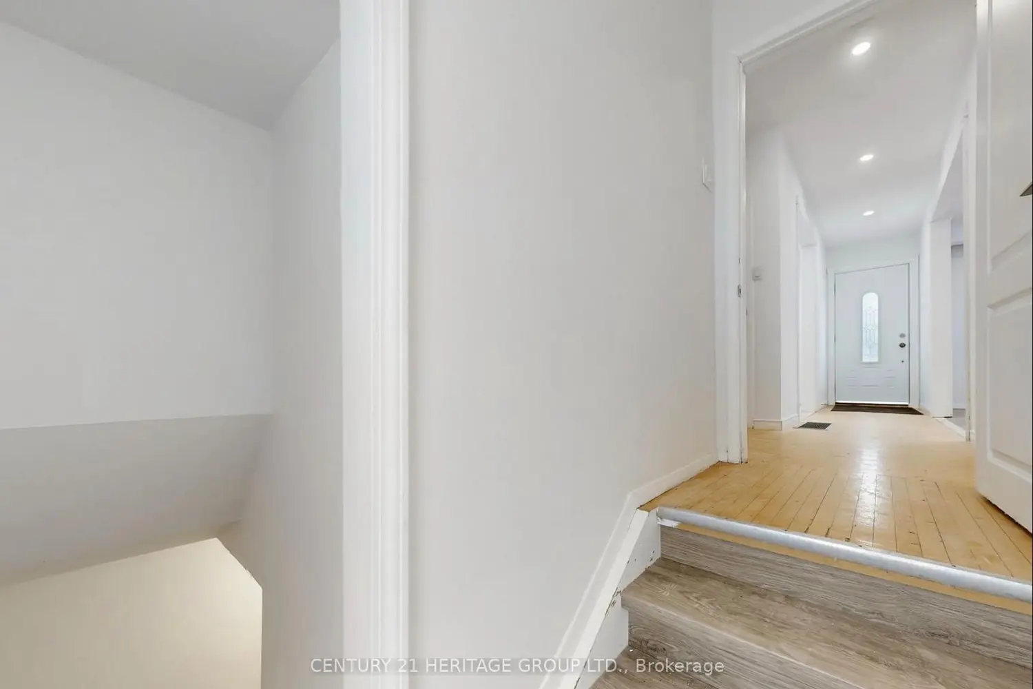 Additional image 7 of 20015 Bathurst Street