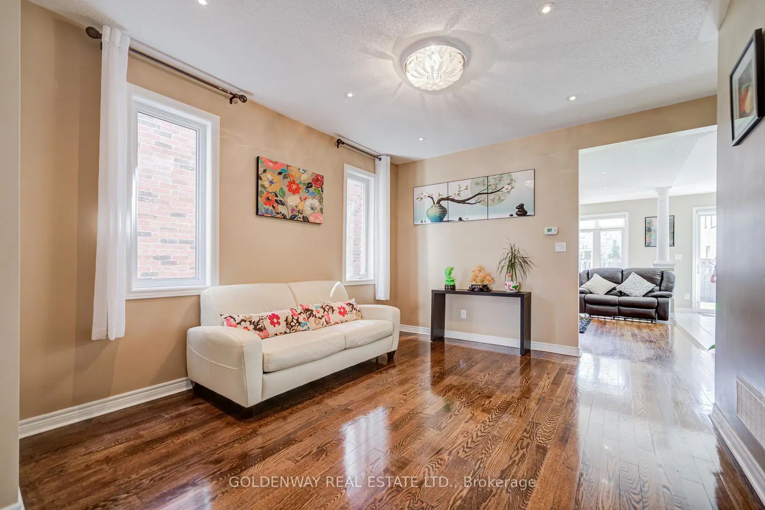 Additional image 2 of 9 Duke Of Cornwall Drive