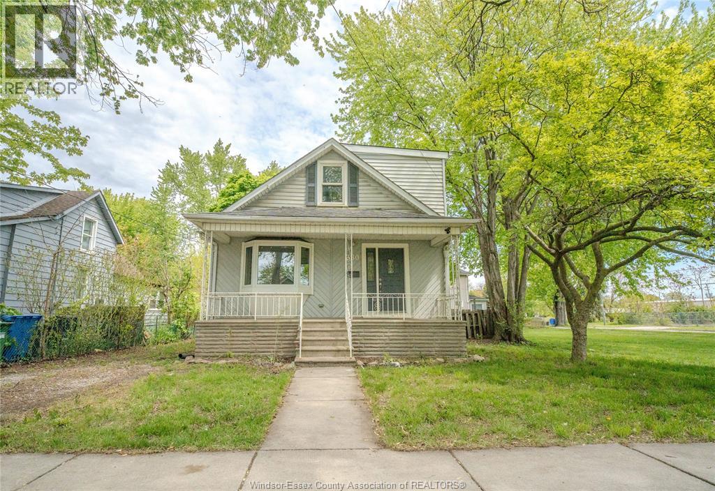 380 Chappell , Windsor, ON, N9C3C7