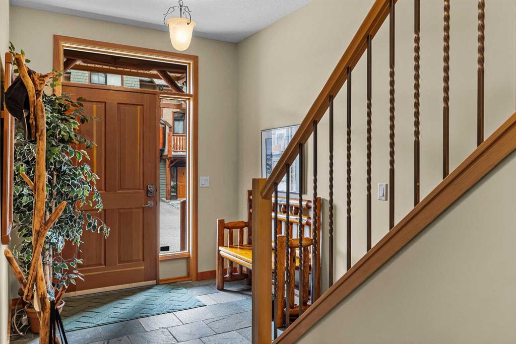 Additional image 4 of 36-137 Wapiti Close, Canmore, AB, T1W3B2