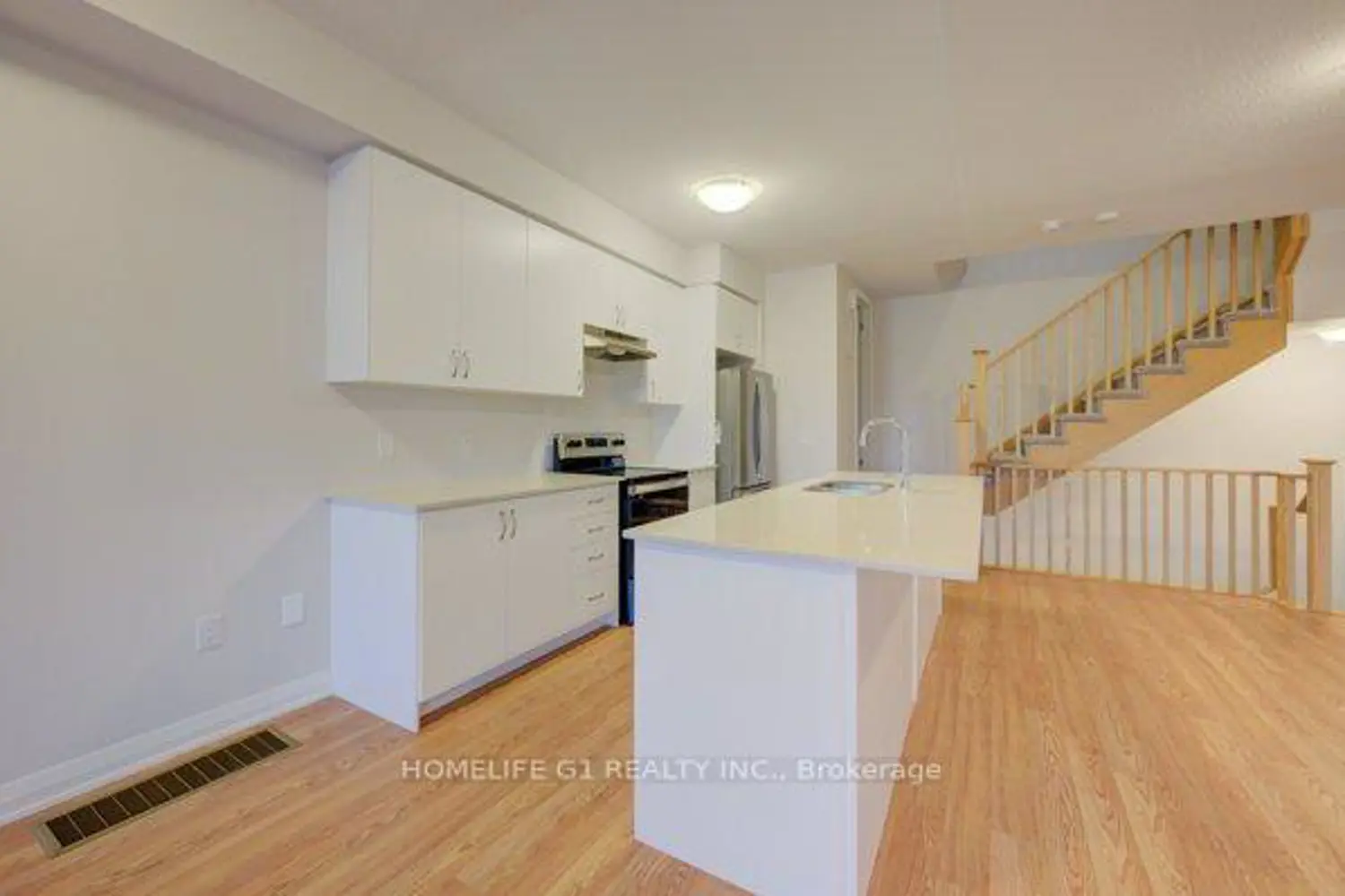 Additional image 7 of 585 Colborne Street 611