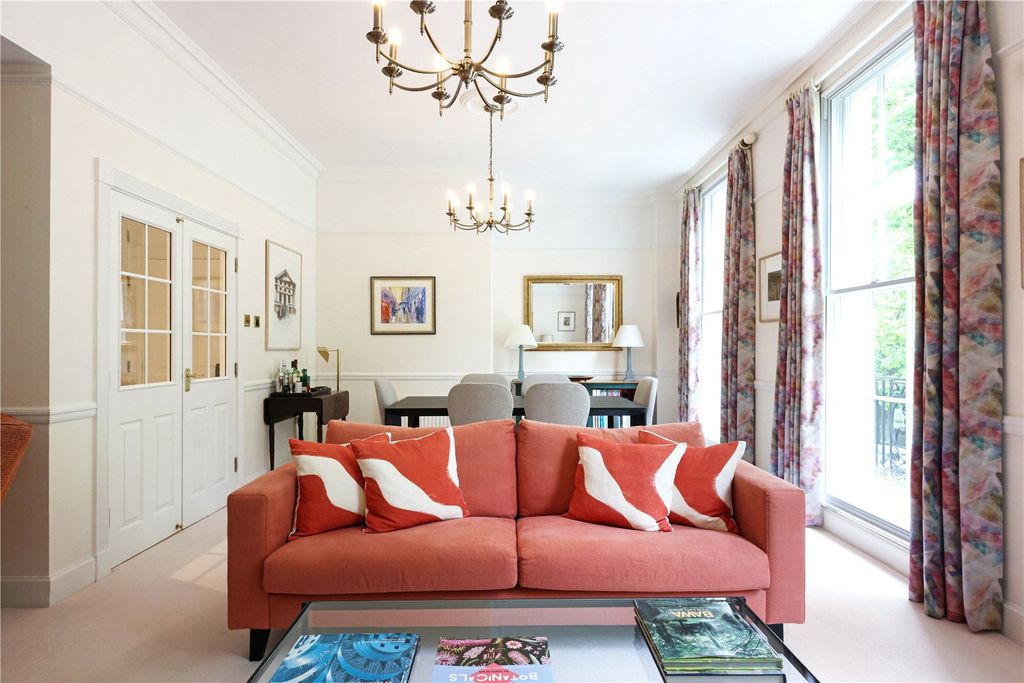 Additional image 9 of 3 bed flat to rentThe Broad Walk, Imperial Square, Cheltenham, Gloucestershire GL50