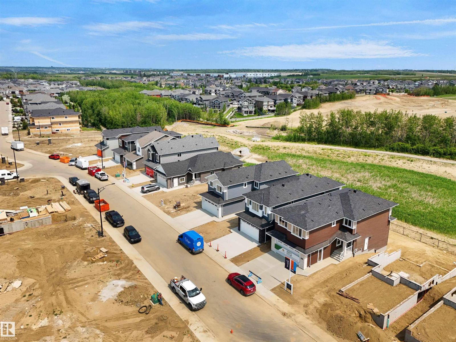 Additional image 4 of 3319 Chickadee Drive NW, Edmonton, AB, T5S0V6