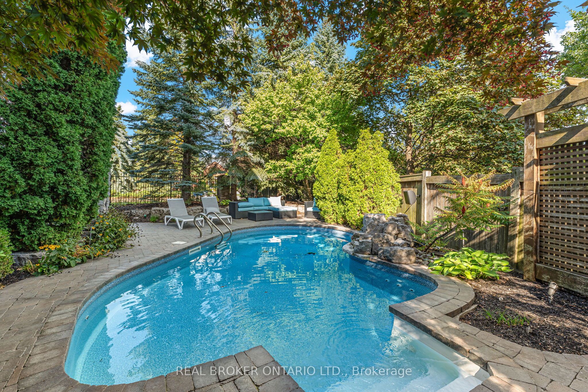 Additional image 2 of 2000 Peak Place, Oakville, ON, L6H 5T2