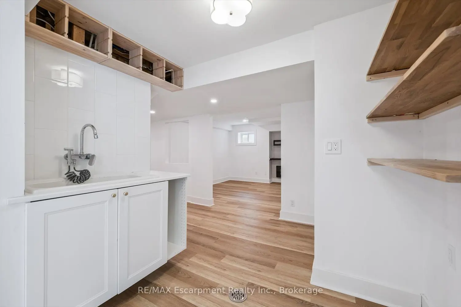 Additional image 11 of 227 Martindale Avenue