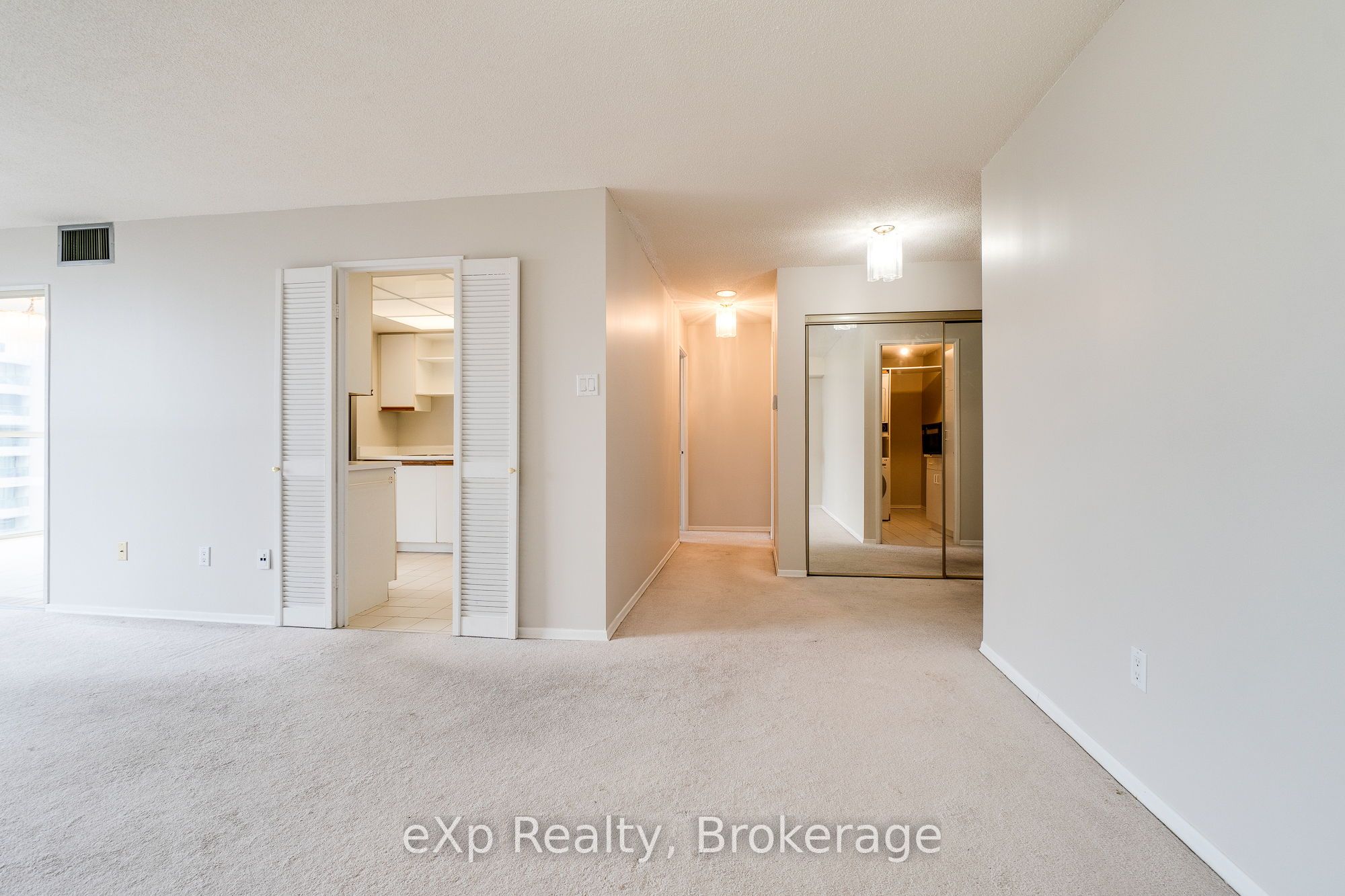 Additional image 6 of 803-5460 Yonge Street, Toronto, ON, M2N 6K7