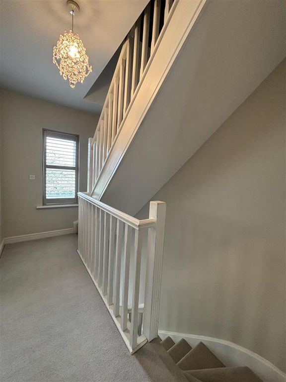 Additional image 10 of 3 bed town house to rentKnutsford Road, Alderley Edge, Cheshire SK9