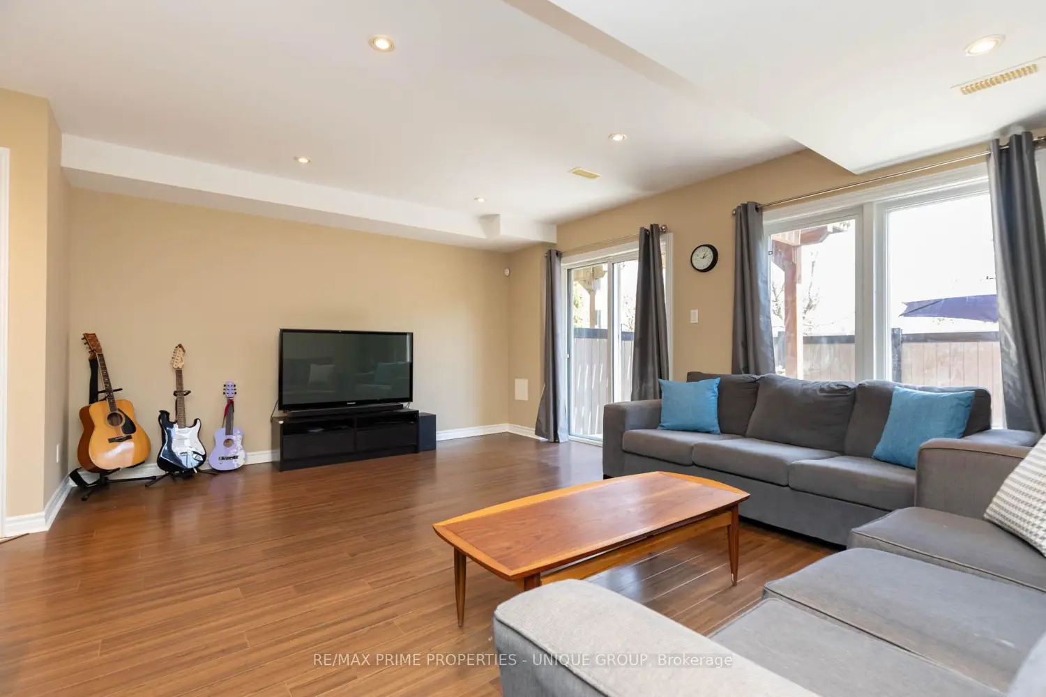 Additional image 8 of 1130 Cawthra Road 10