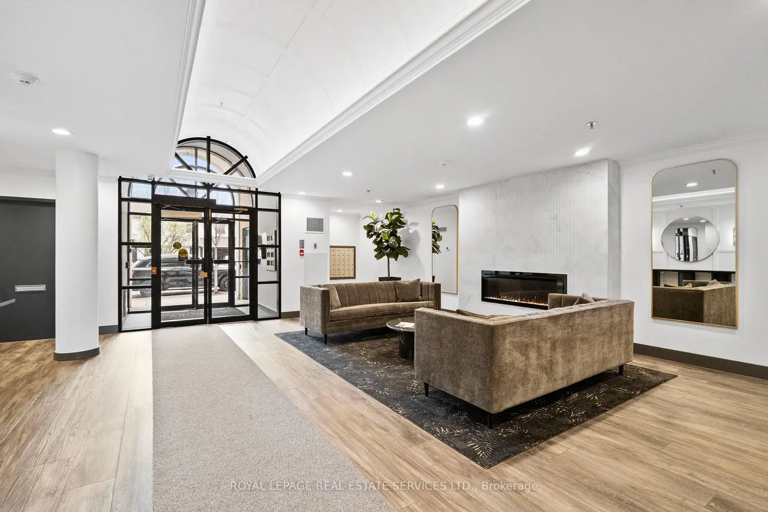Additional image 18 of 185 Robinson Street 202