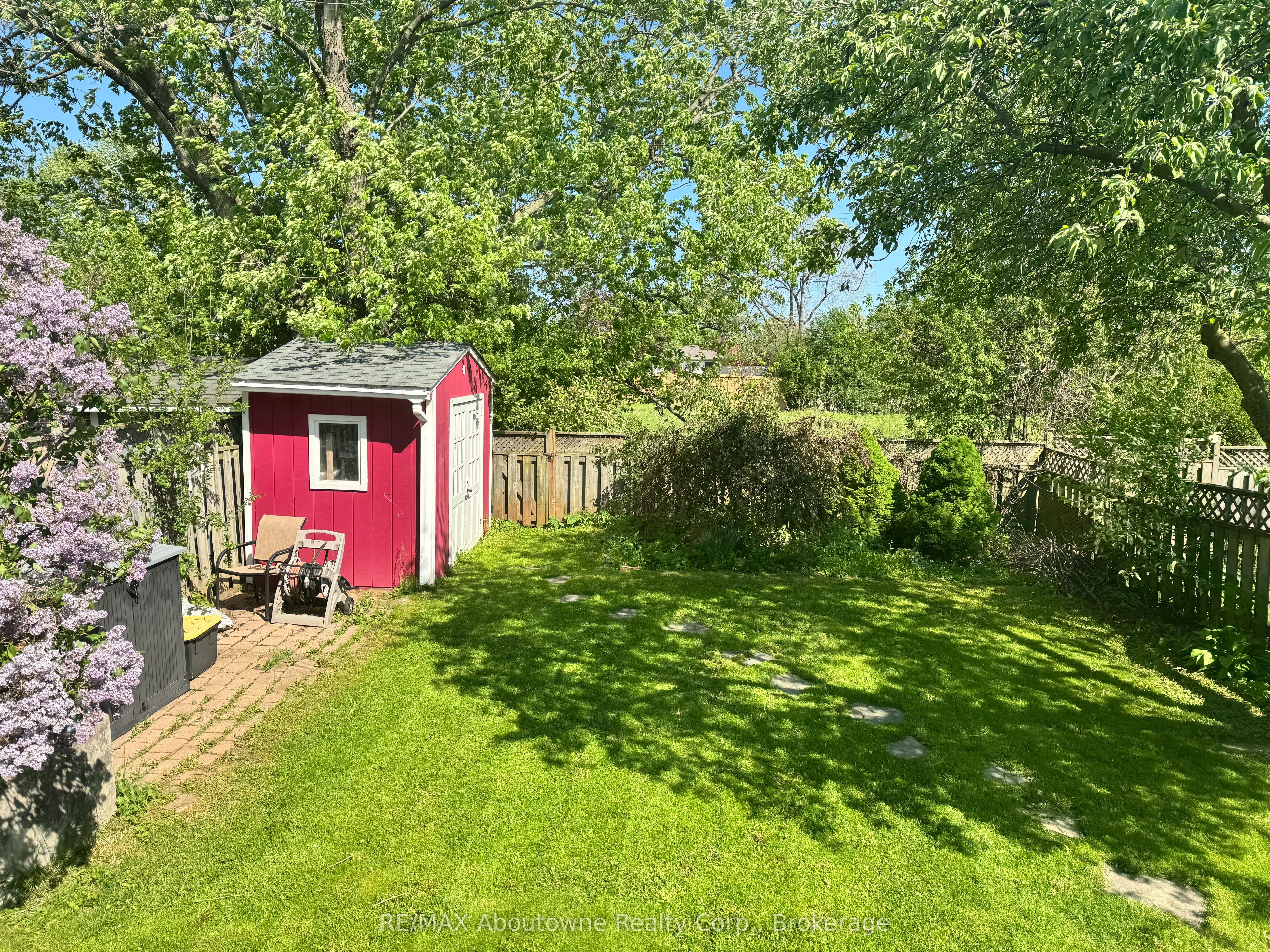 Additional image 3 of 637 Lomond Crescent, Burlington, ON, L7L 2N8