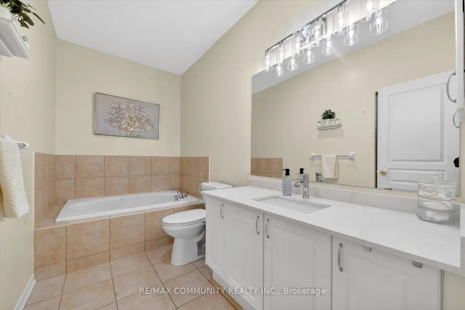 Additional image 13 of 25 Loughlin Hill Crescent
