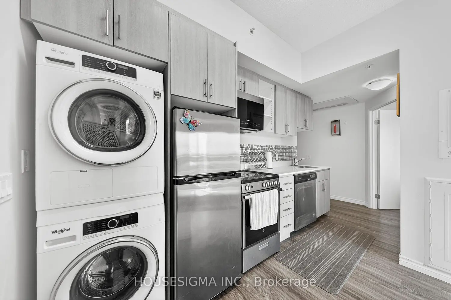 246 Lester Street Ph-03 photo 4