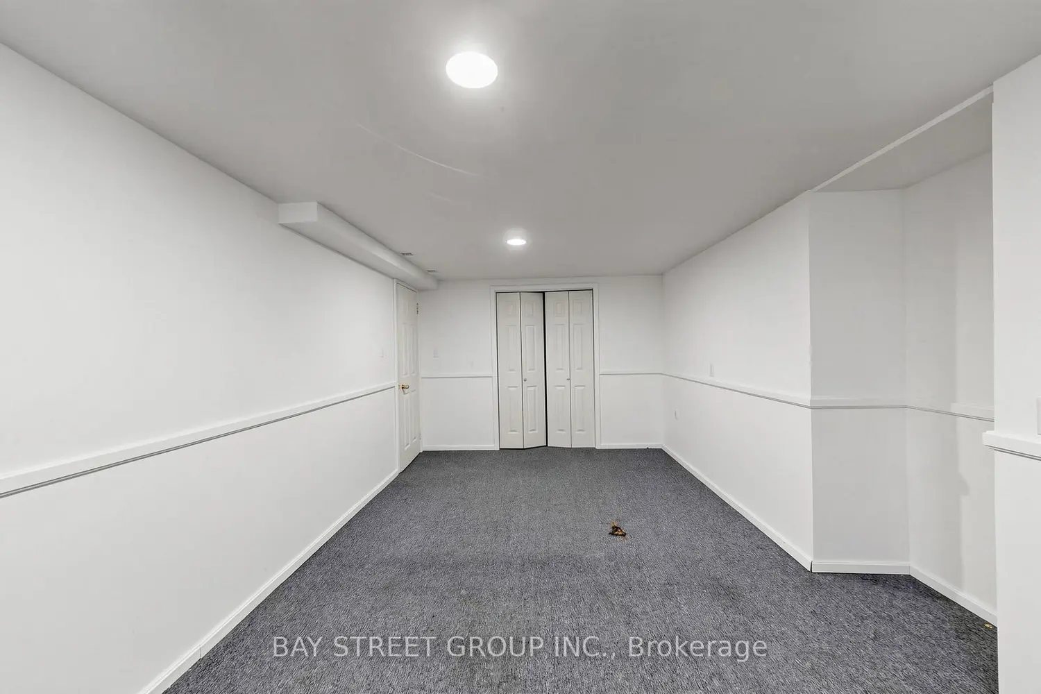 Additional image 12 of 985 Linden Street