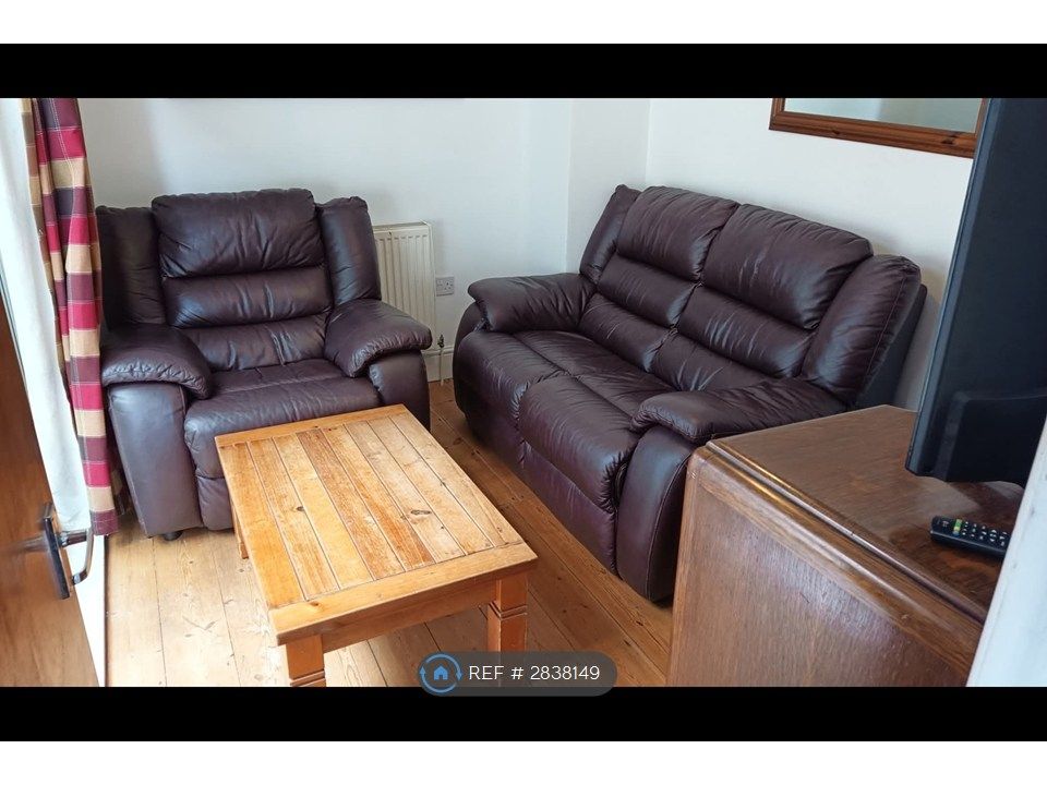 Additional image 11 of 4 bed terraced house to rentGlasney, Penryn TR10