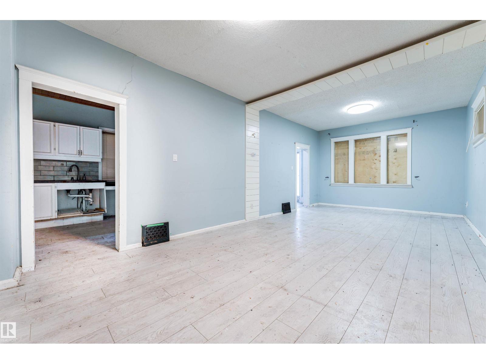 Additional image 5 of 11608 93 Street NW, Edmonton, AB, T5G1C9