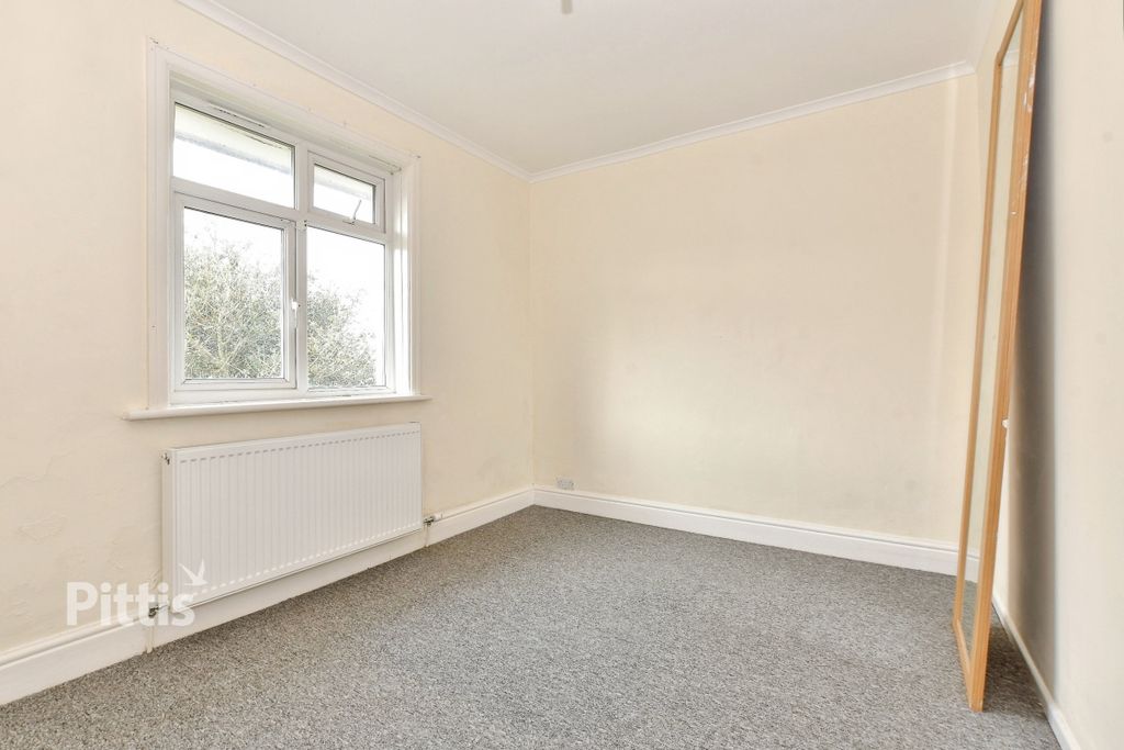 Additional image 3 of 2 bed flat to rentNewport Road, Sandown PO36