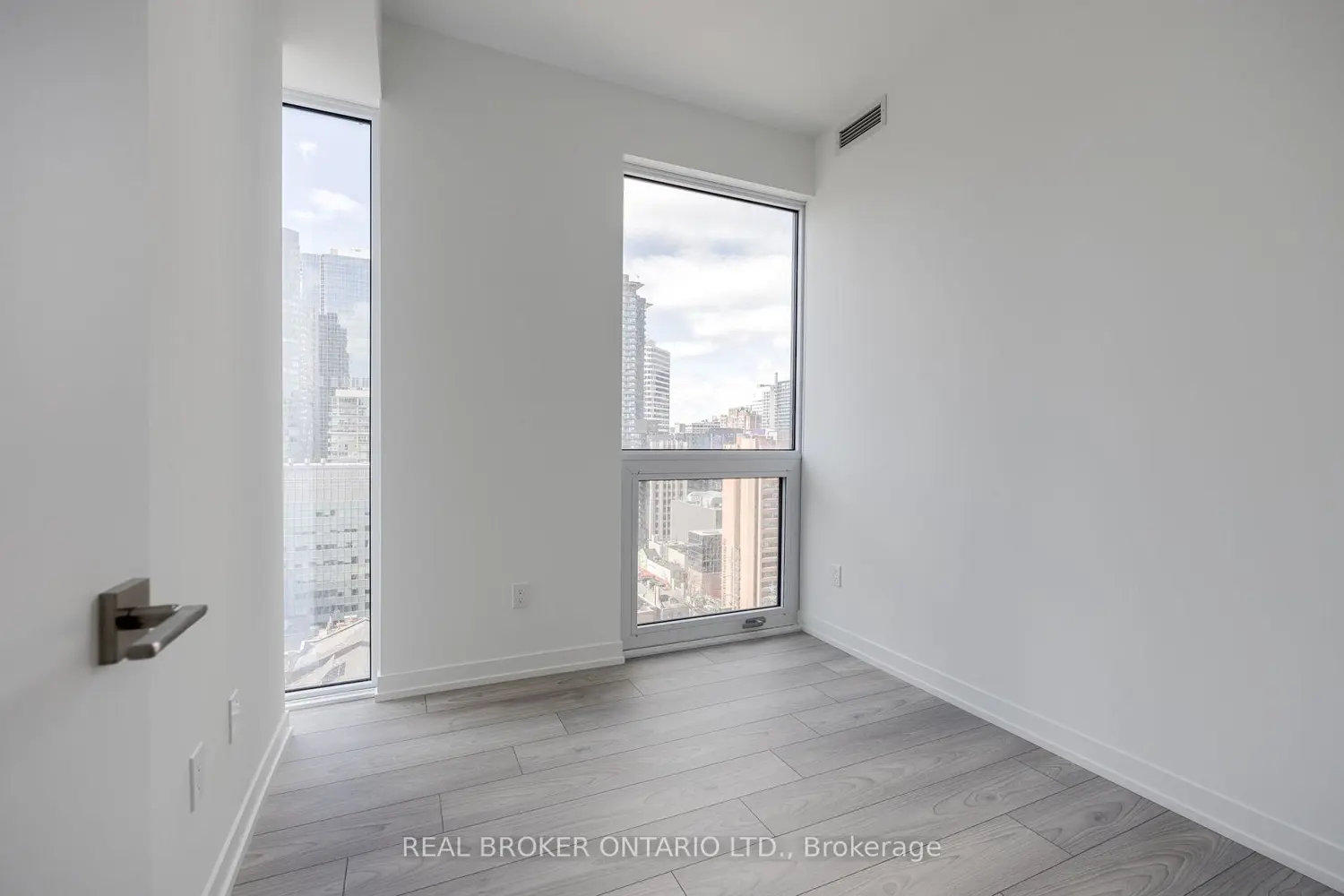 Additional image 10 of 82 Dalhousie Street 2006
